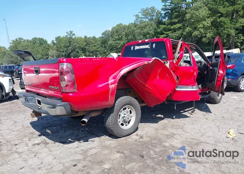 2004 Chevrolet Silverado 2500Hd Ls z USA, uszkodzony, nr VIN 1GCHC29U84E390382